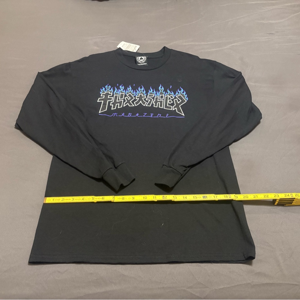 NWT Men’s Thrasher Long-Sleeve Shirt!!